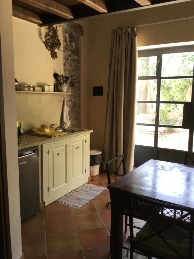 Agriturismo Castello Santa Margherita Cori Экстерьер фото